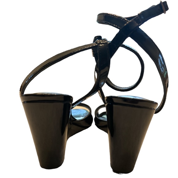 🤩 SALE NINE WEST Nevr Ankle Strap Wedge Sandal Size: 6 - Picture 5 of 7